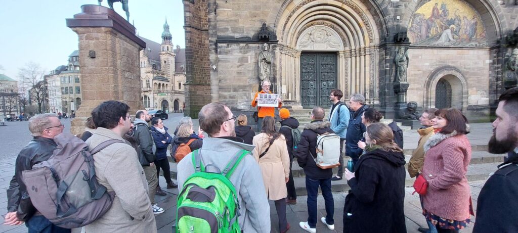 T!Raum Mitglieder bei der Stadtführung in Bremen